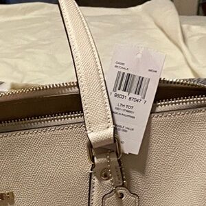 Coach Ivory Leather Tote Bag